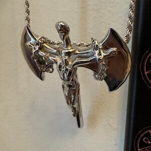 Hard jewelry xl religion is war silver pendant